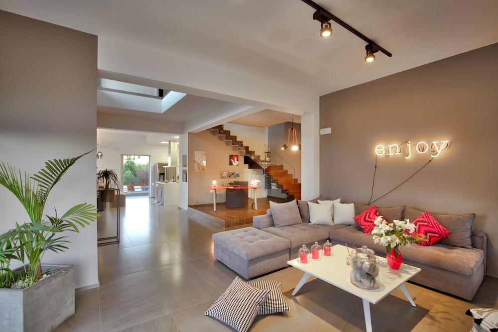 Kastellakia Executive Villa レティムノ エクステリア 写真